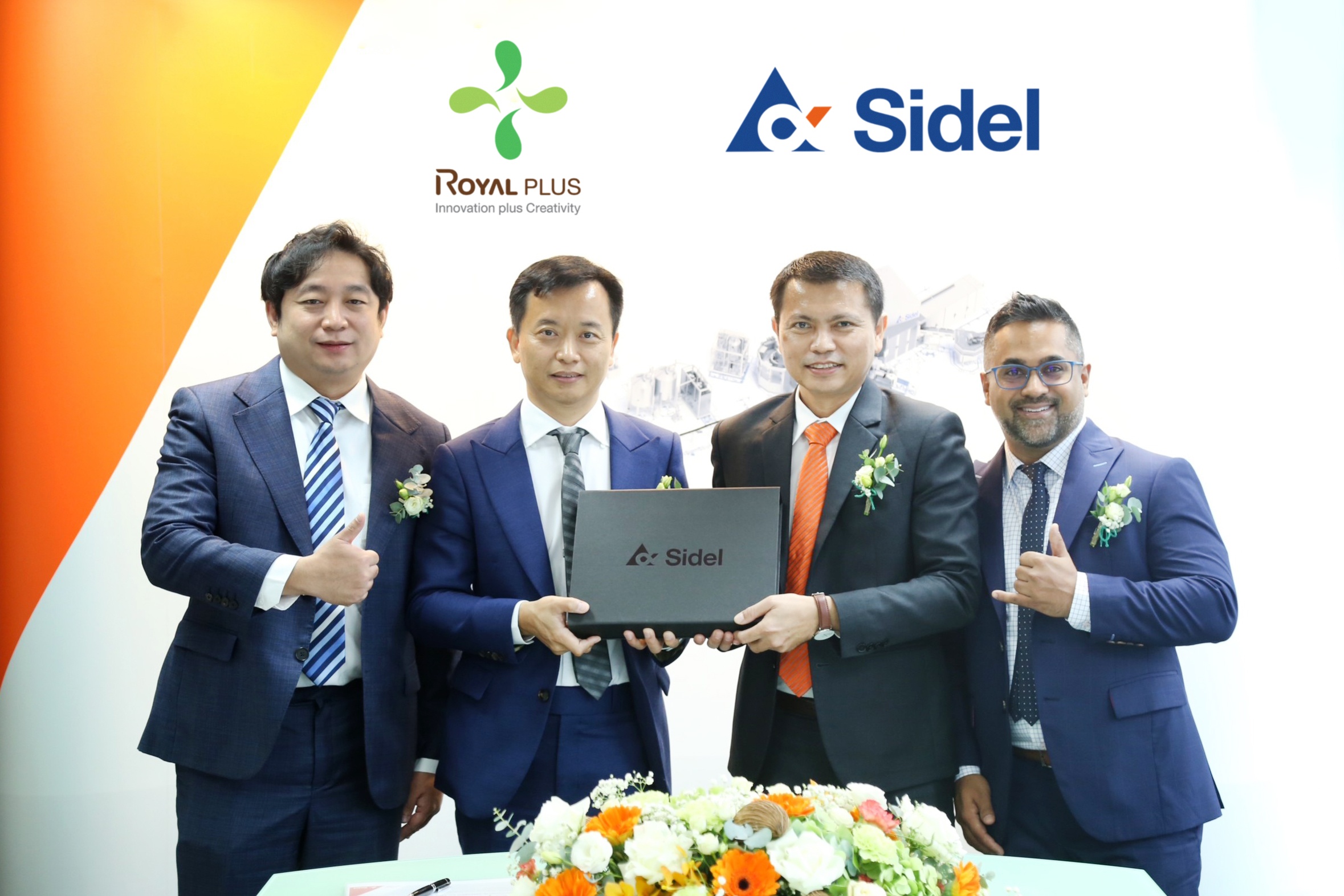 PLUS จับมือ SIDEL ลงนามซื้อเครื่องจักร Aseptic สำหรับขวดพลาสติก (PET)ติดสปีดรองรับการเติบโตปี 2566