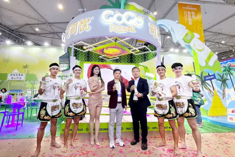 โรแยล พลัส (PLUS) นำทัพ COCO ROYAL บุกงาน “China Food and Drink Fair " ดันซอฟท์ พาวเวอร์ น้ำมะพร้าวไทย 100%  กวาดยอดขายตลาดจีน